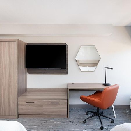 Holiday Inn Express Atlanta West - Theme Park Area By Ihg Lithia Springs Bagian luar foto