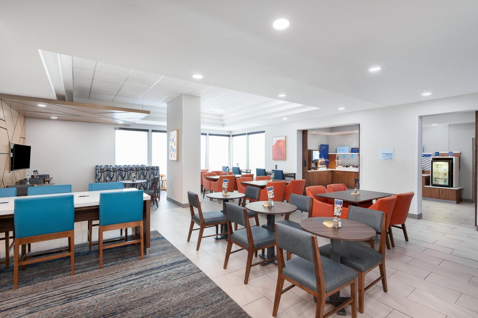 Holiday Inn Express Atlanta West - Theme Park Area By Ihg Lithia Springs Bagian luar foto