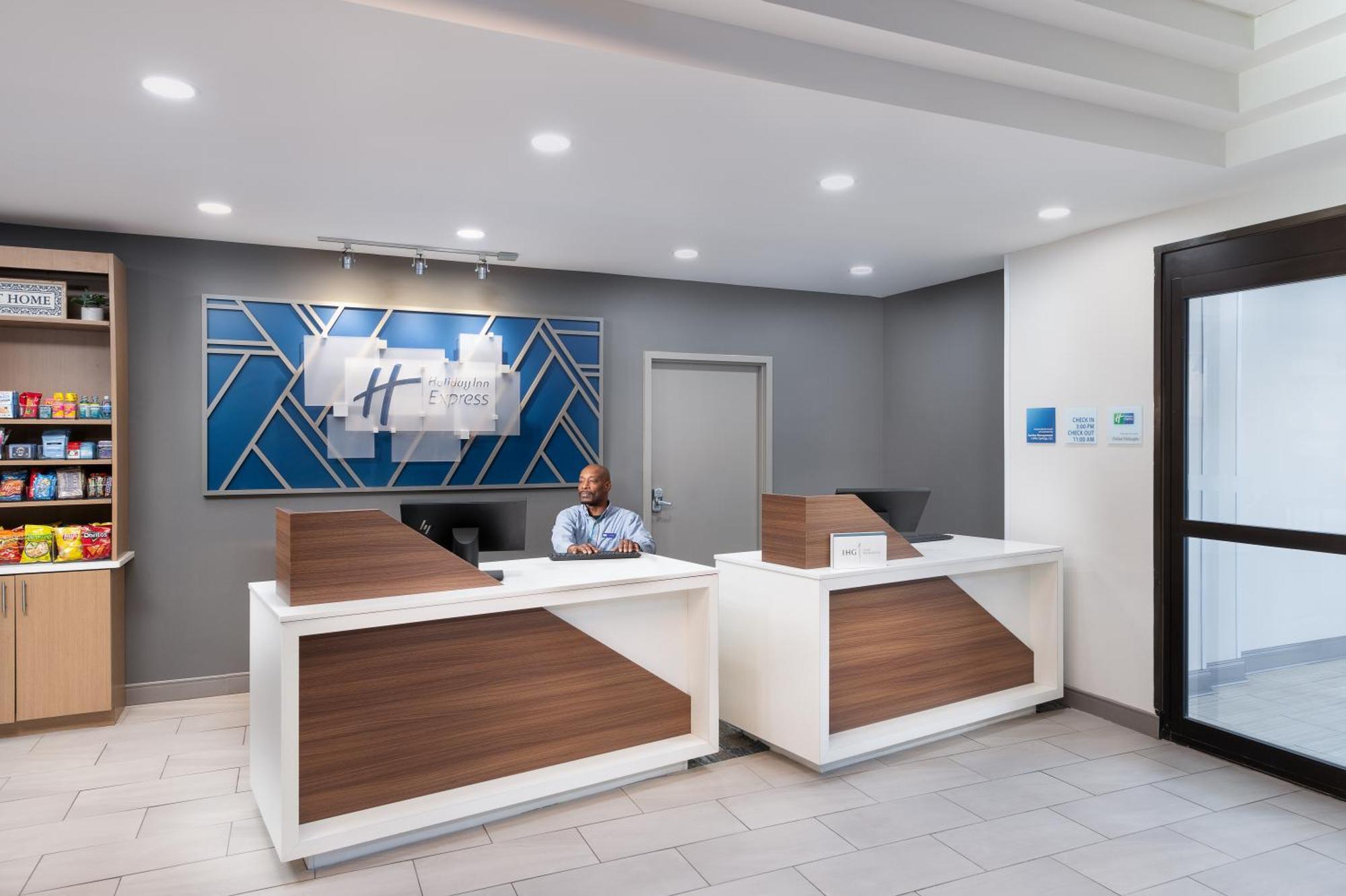 Holiday Inn Express Atlanta West - Theme Park Area By Ihg Lithia Springs Bagian luar foto