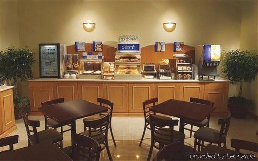 Holiday Inn Express Atlanta West - Theme Park Area By Ihg Lithia Springs Bagian luar foto